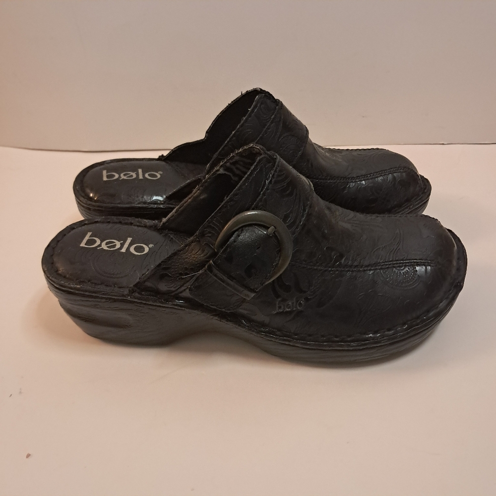 *Final Price* Bolo By Born Clogs Women's 8 Black Faux Leather Tooled Comfort